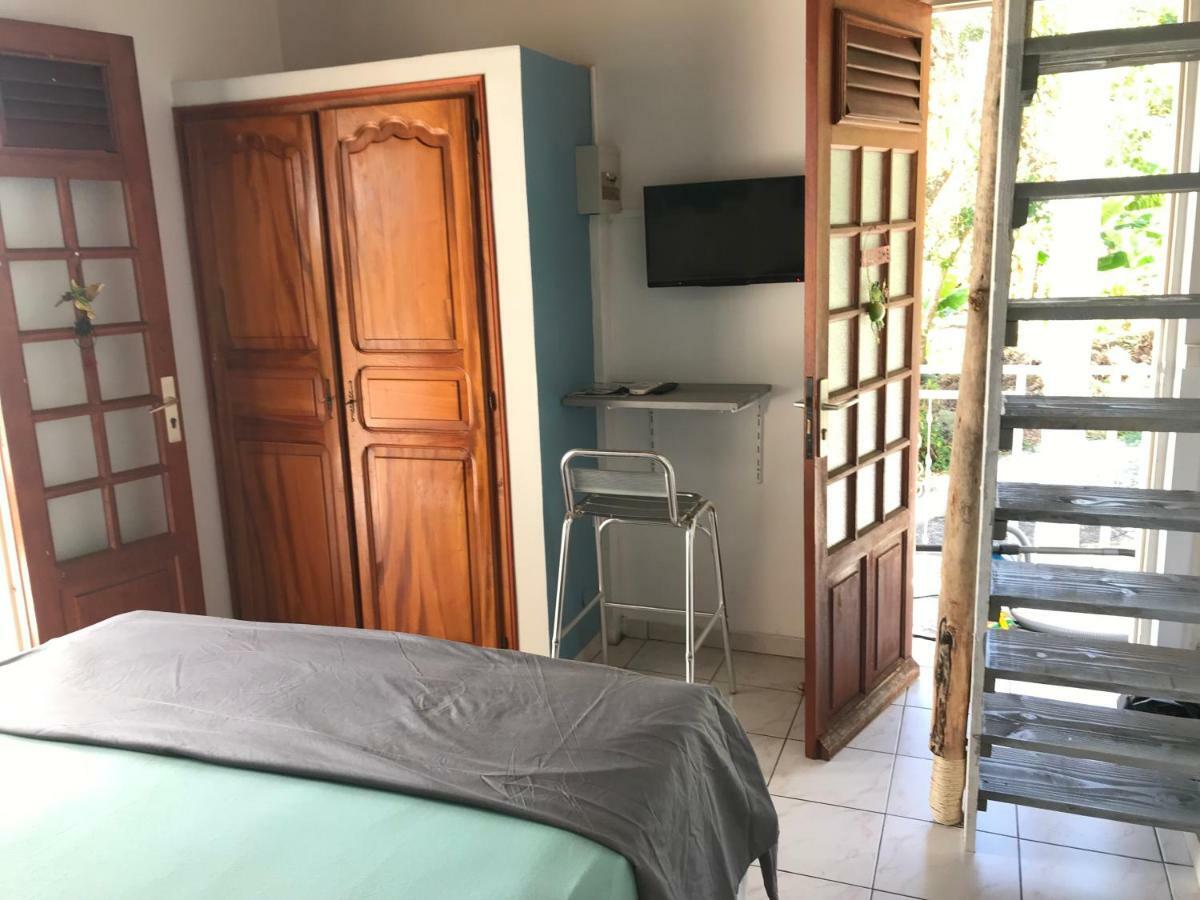 Appartamento Le Repaire Des Caraibes Trois-Rivières Esterno foto
